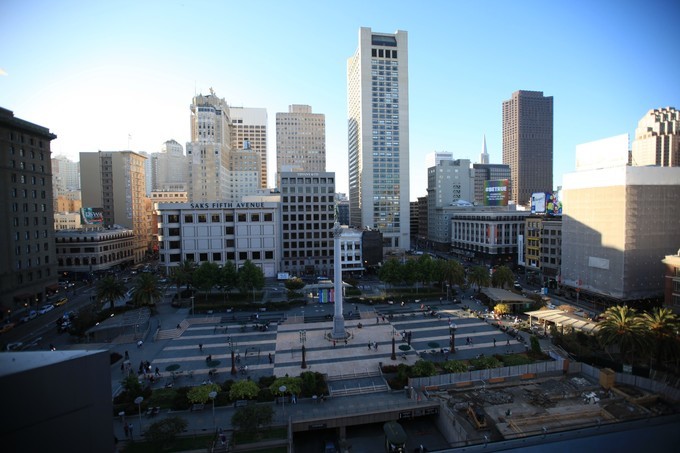 自由之都洛杉矶 wKgBZ1mv1KCABn-CAAE7pqvdBIU90.jpeg?imageView2%2F2%2Fw%2F680%2Fq%2F90