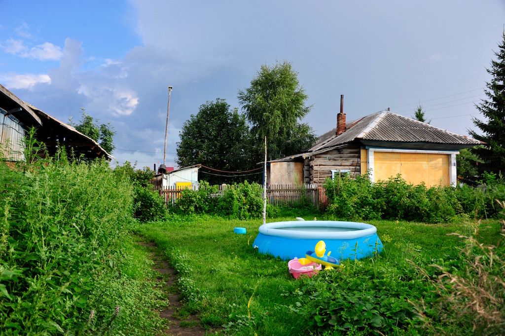 住在木刻楞小木屋,真实的俄罗斯乡村生活