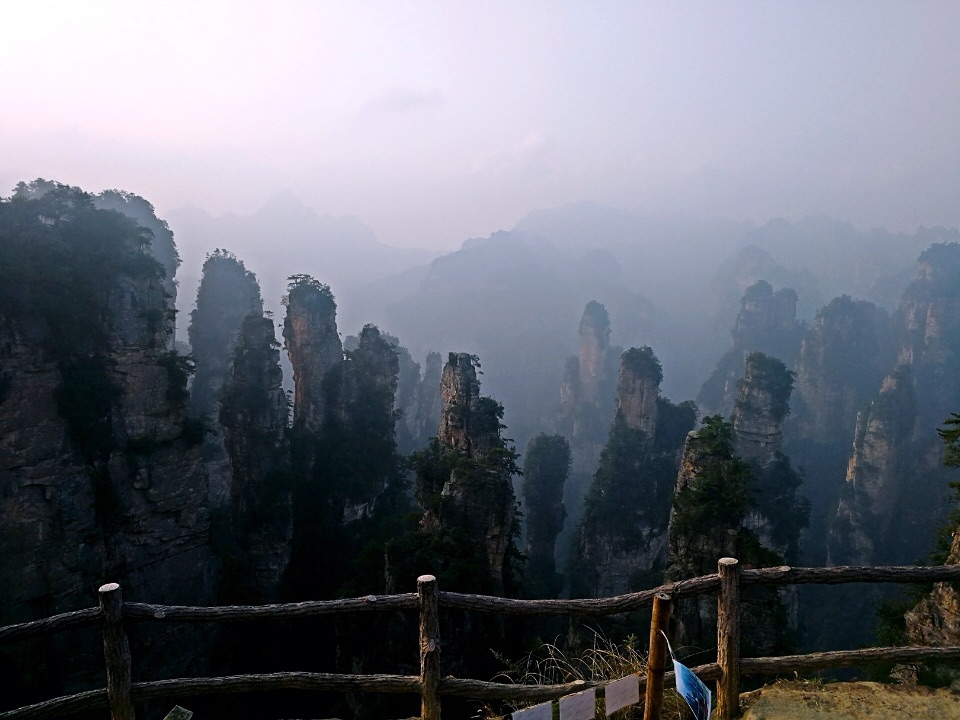 张家界有多少人口_...安静的一个人去张家界旅行(2)