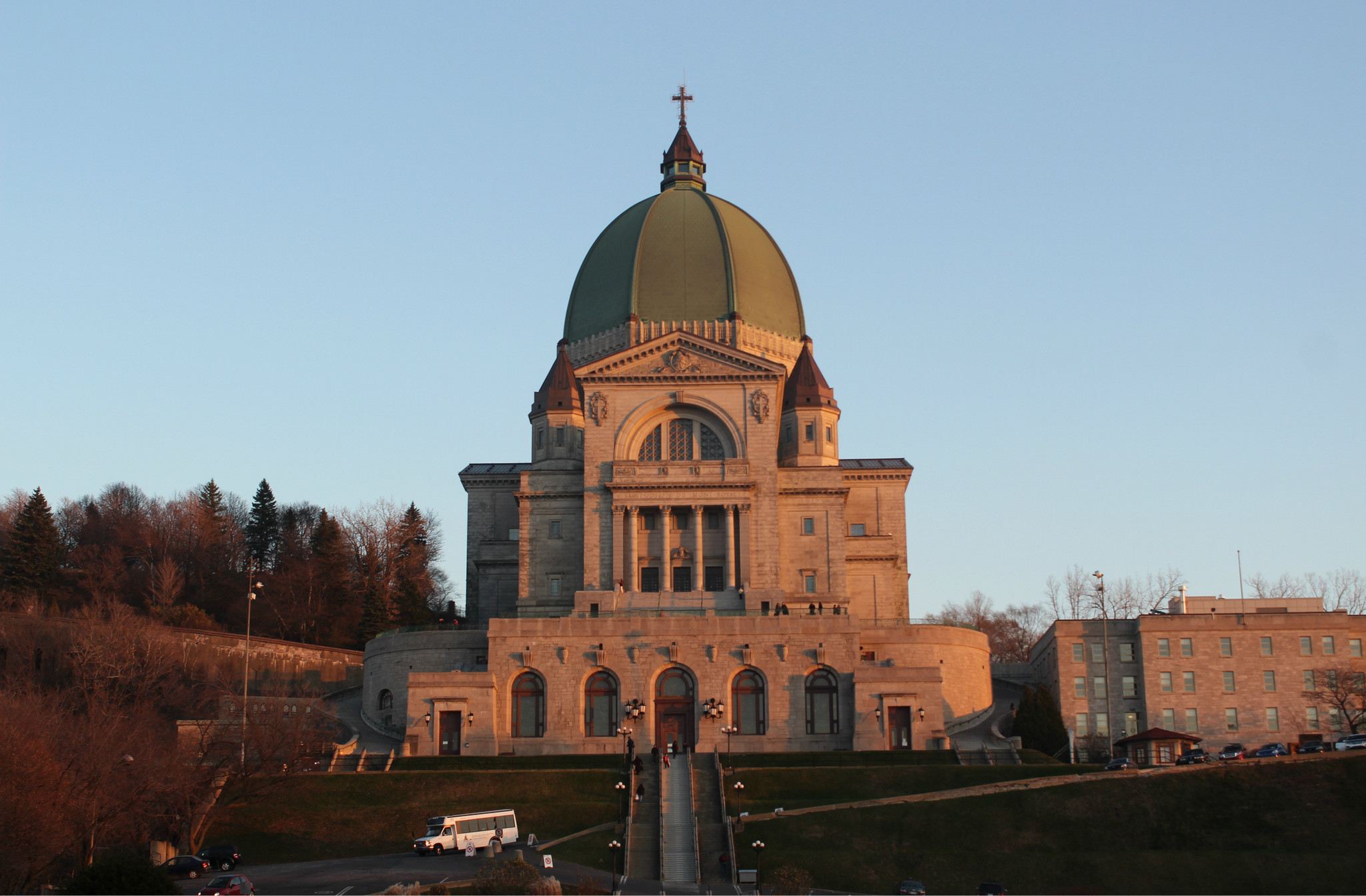 98 条点评 北美最大的天主教堂