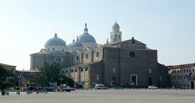 padua 帕多瓦印象                      帕多瓦(意大利语:padova)