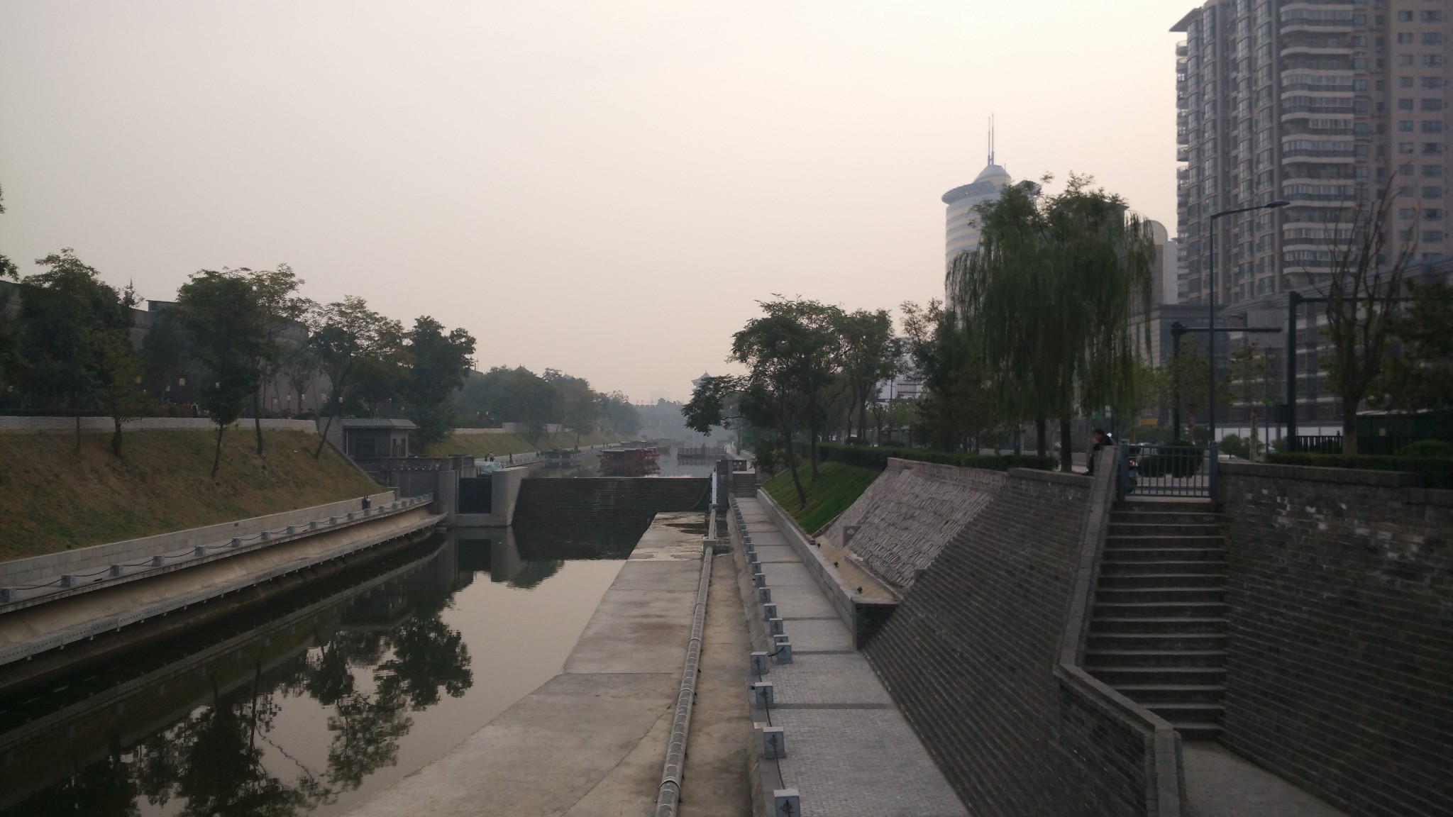 回民有多少人口_西安回民街图片(3)