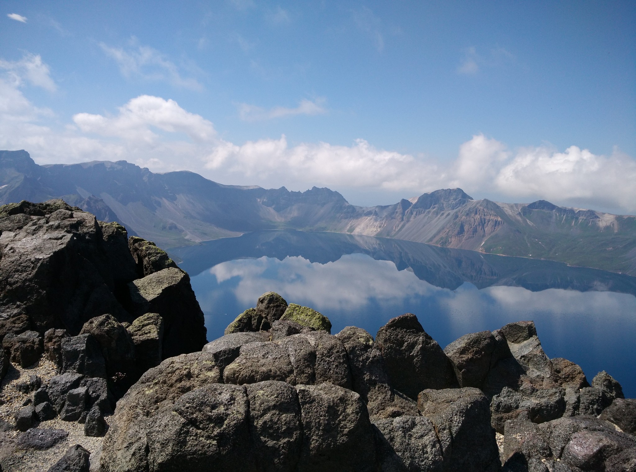 wKgBpVWu-DGATVFXAAvFPvHLFYc37.jpeg?imageView2%2F2%2Fw%2F600%2Fh%2F600%2Fq%2F90