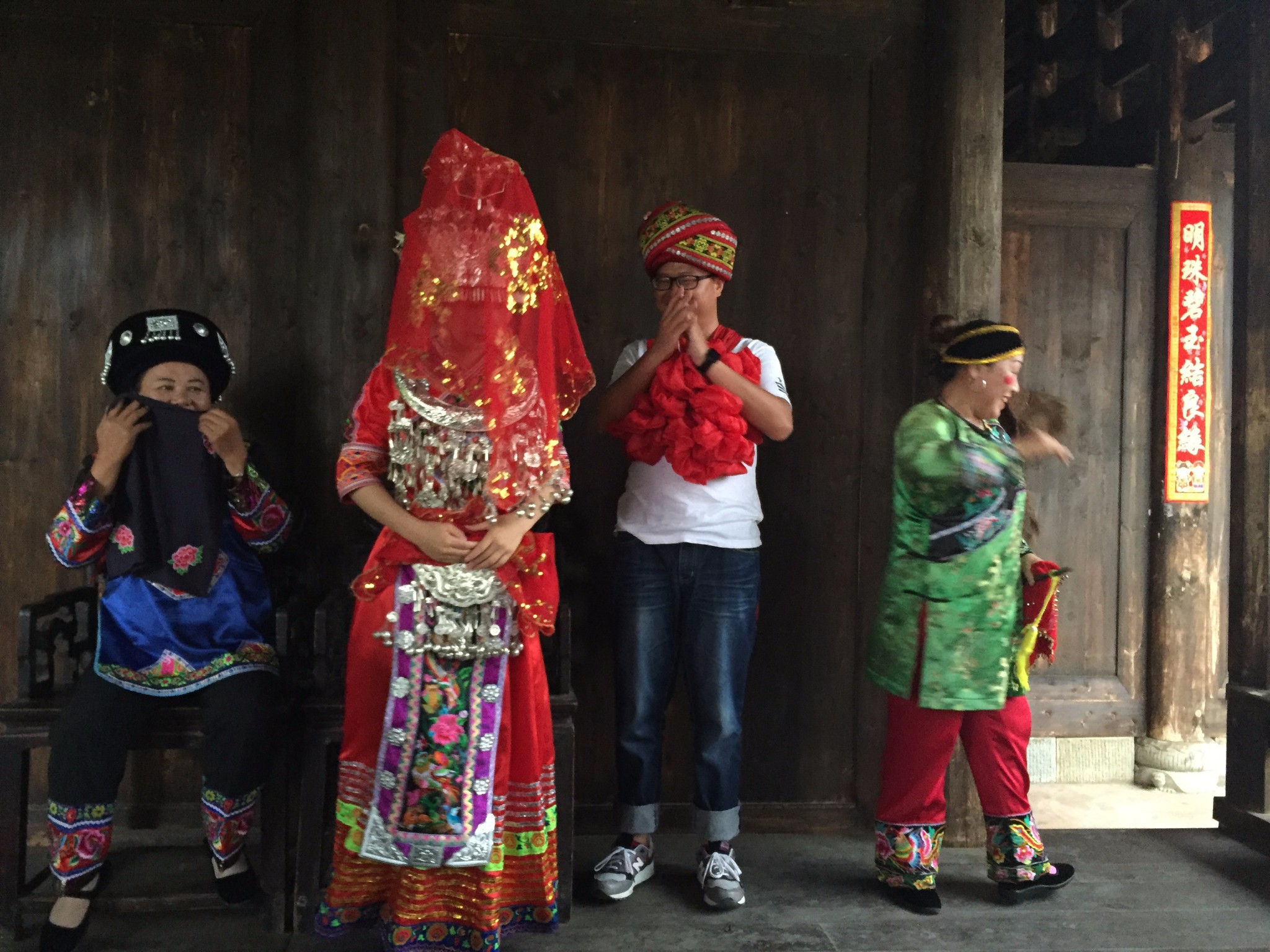 土家婚纱_土家酱香饼图片