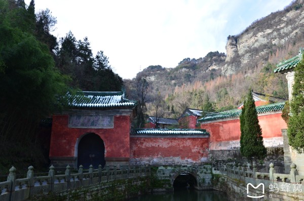 去武当山修行 wKgBs1hDgP6AHwpuAAz01oOV-6041.jpeg?imageView2%2F2%2Fw%2F600%2Fh%2F600%2Fq%2F90