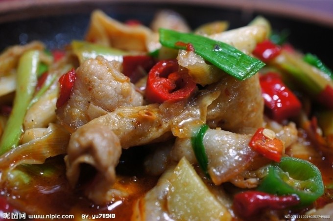 回锅肉是不是先要水煮 wKgBZ1k64Q6AdlLbAAJDjdS7ub831.jpeg?imageView2%2F2%2Fw%2F680%2Fq%2F90