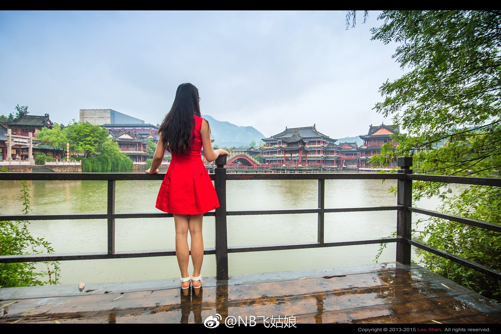 横店怎么玩?不仅可以偶遇明星拍戏,现在还可以泡温泉了