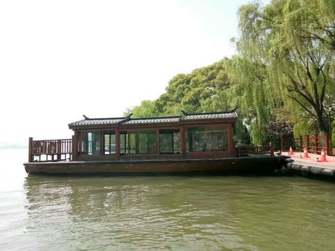 杭州的美丽照片 wKgBEFpE62KALWZbAAcalAdBQpk60.jpeg?imageView2%2F2%2Fw%2F680%2Fq%2F90%7CimageMogr2%2Fstrip%2Fquality%2F90