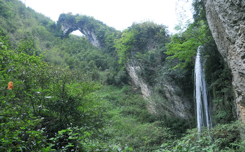 石子乡人口_石子路