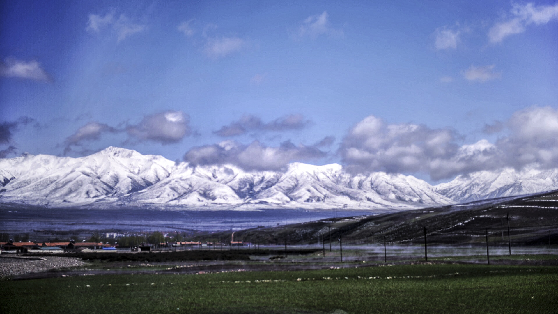 獵豔行動#大美貴德——許你青海長雲暗雪山