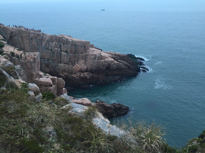 浙江嵊泗列岛游览 wKgBs1fSMBSAIIBbAAyrCZPdmHs65.jpeg?imageView2%2F2%2Fw%2F680%2Fq%2F90